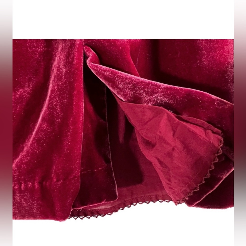 Anthropologie Size 10 Fushia Pink Crushed
Velvet High Waist Side Slit Mini Skirt - Picture 5 of 9